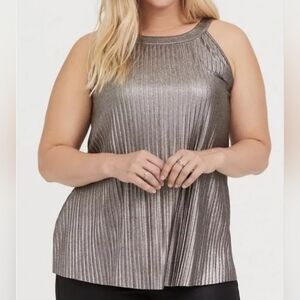 Torrid 1 Womens Top Metallic Bronze Pleated High Neck Blouse Sleeveless Tank.